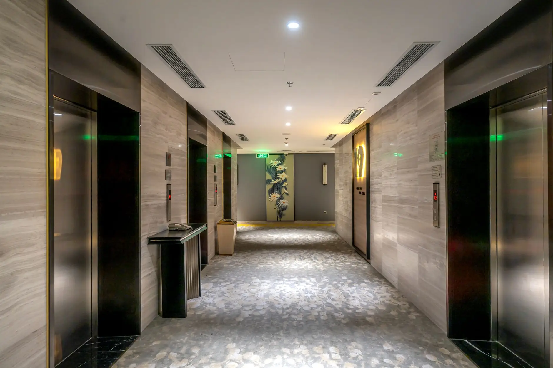 Modern Silverfieldstudio hotel interior in Ottawa